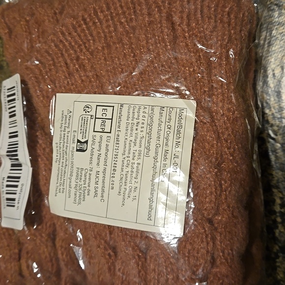 Cozy Knit Pet Sweater for Cats & Dogs - Warm Pullover, Dusty Rose, Size XL - Picture 7 of 7